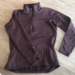 Maroon Patagonia pullover